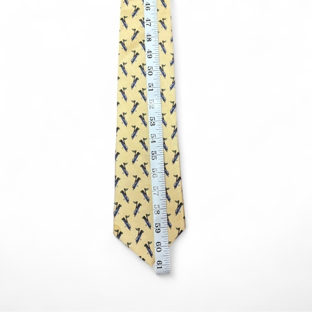 Lord & Taylor Silk Golf Tie ⛳️ Yellow Golf Print Necktie Men’s Vintage - Picture 6 of 6